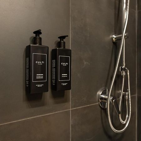Toledo Relais Suites - By Pera Rooms Collection نابولي المظهر الخارجي الصورة