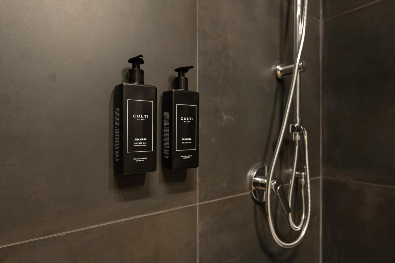 Toledo Relais Suites - By Pera Rooms Collection نابولي المظهر الخارجي الصورة