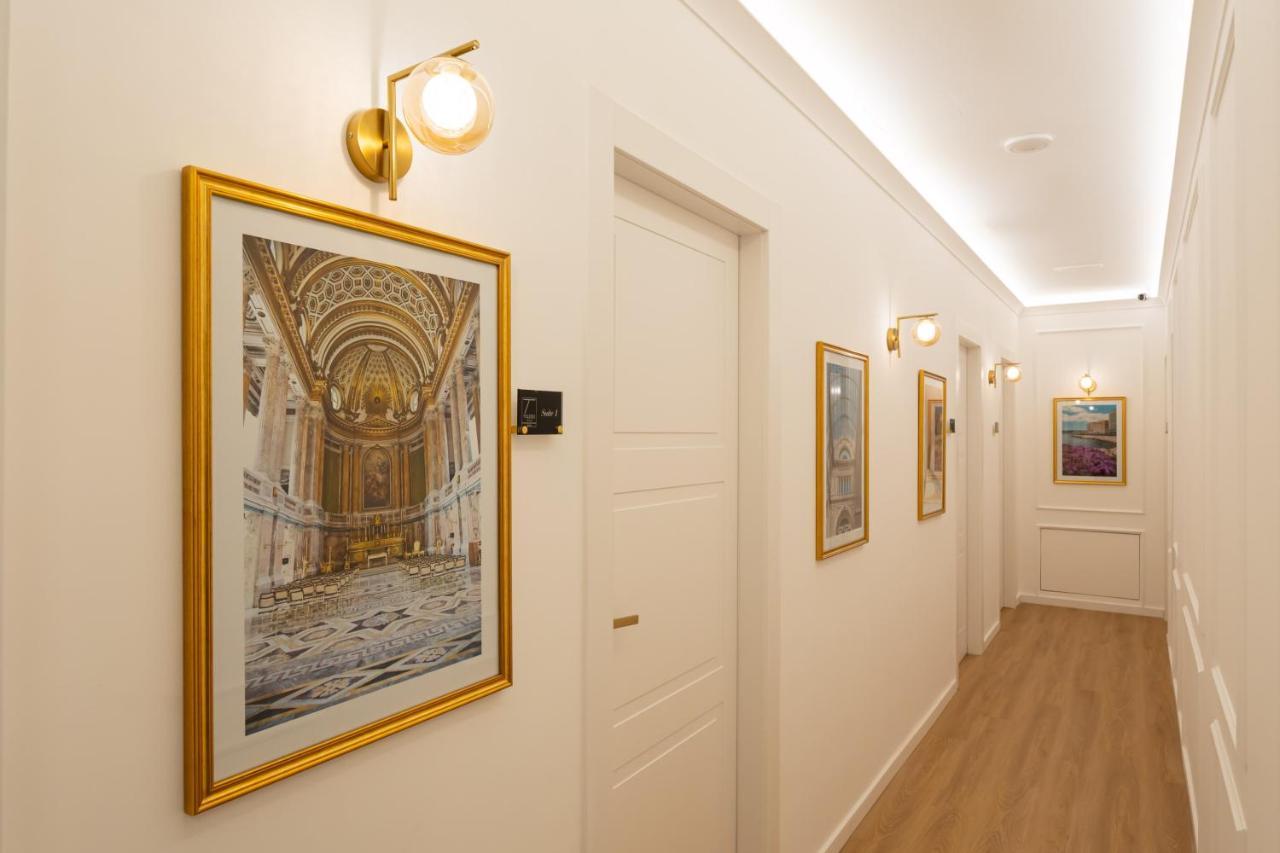 Toledo Relais Suites - By Pera Rooms Collection نابولي المظهر الخارجي الصورة